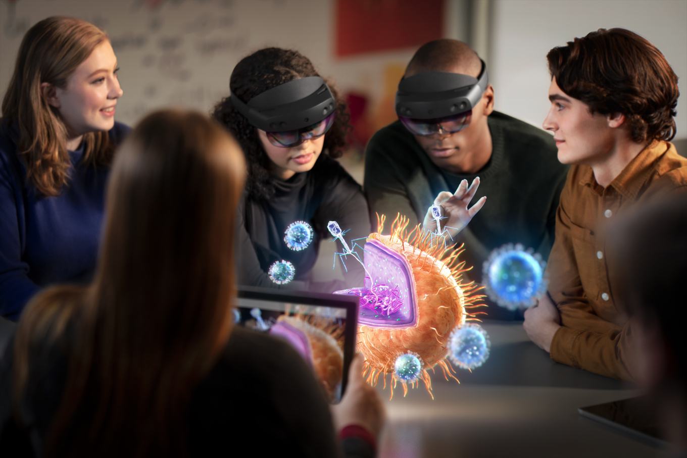 Очки смешанной реальности Microsoft Hololens 2